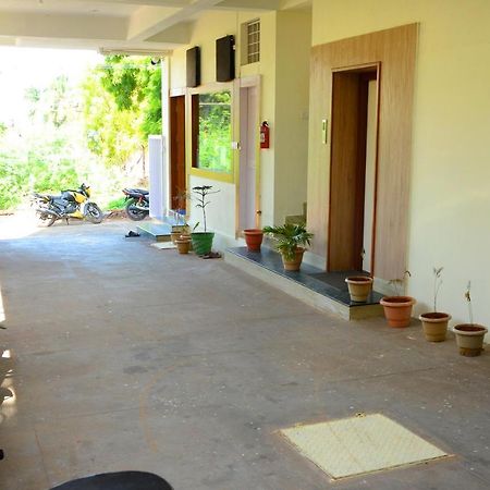 Hotel Hari Iyer Residency Tiruchchendūr Exterior foto