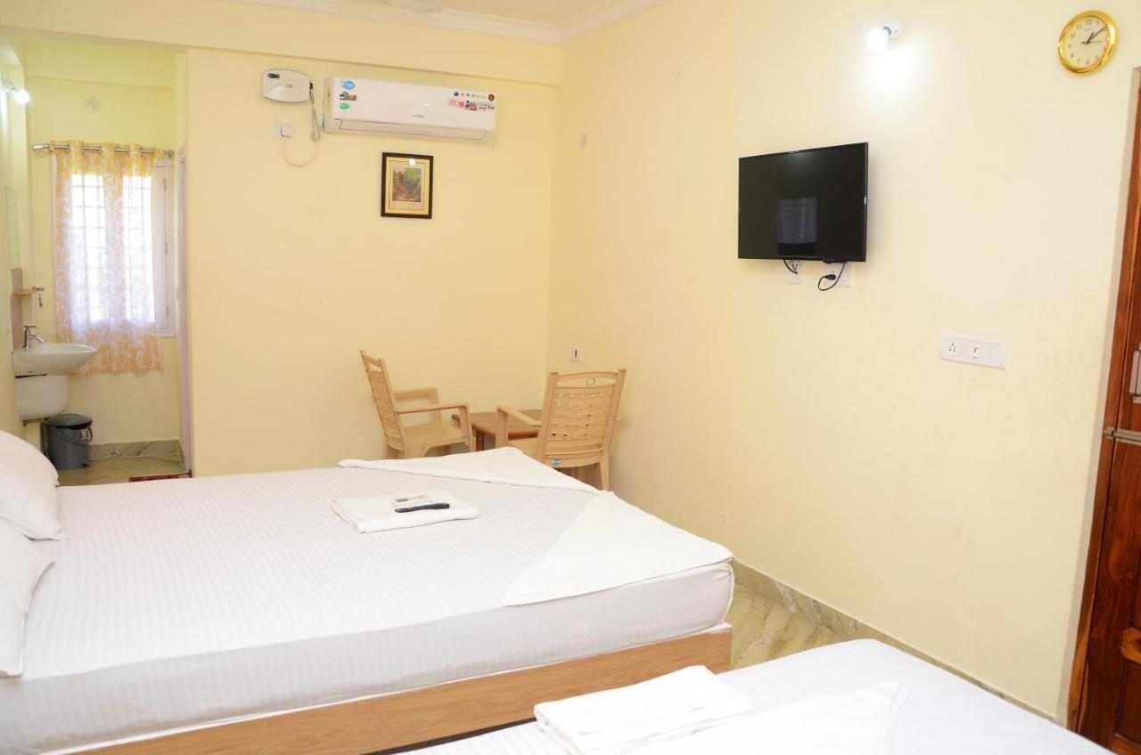 Hotel Hari Iyer Residency Tiruchchendūr Exterior foto