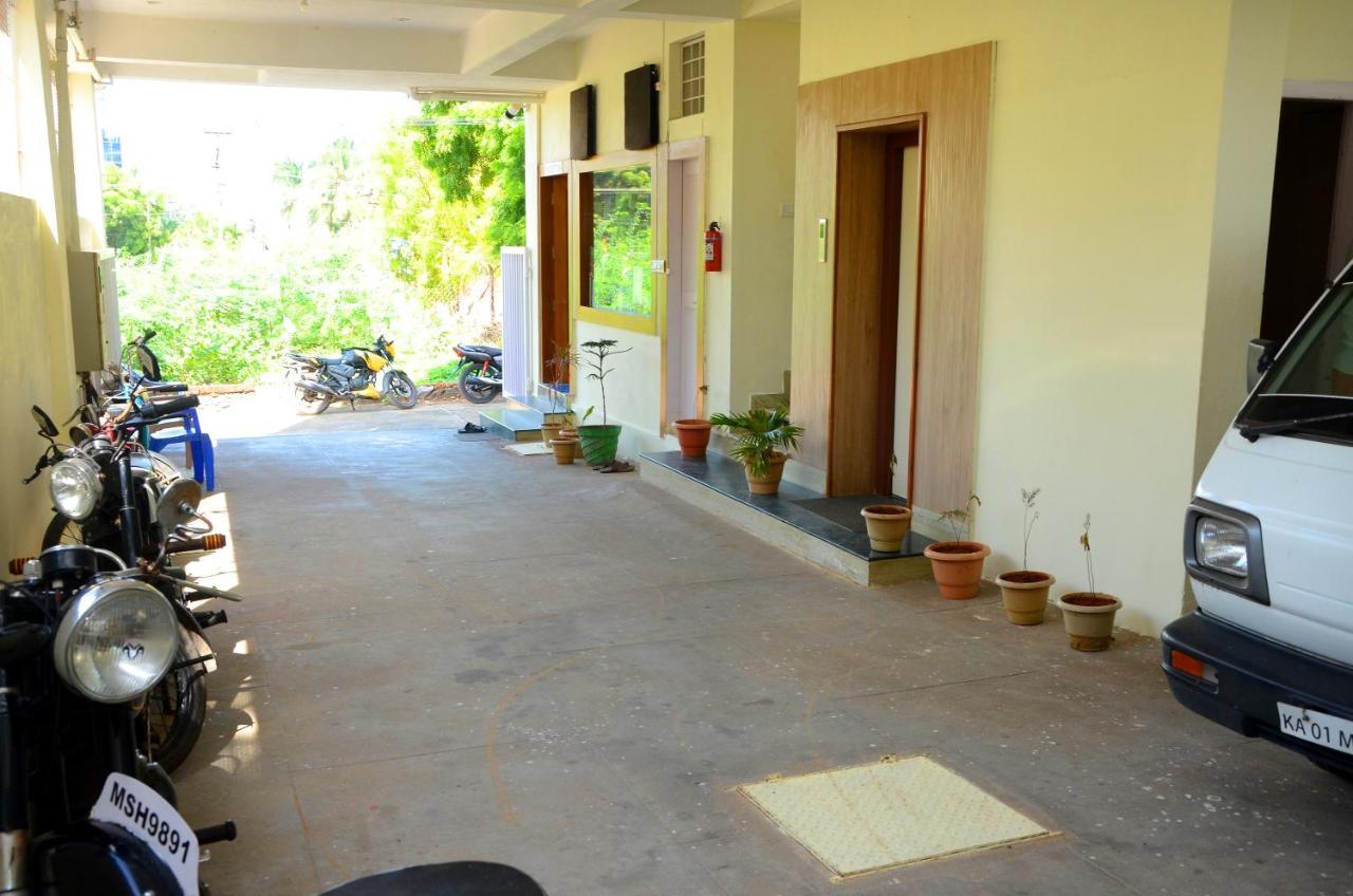 Hotel Hari Iyer Residency Tiruchchendūr Exterior foto